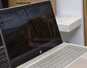 New Laptop HP Pavilion 15 8GB Intel Core i5 SSD 512GB
