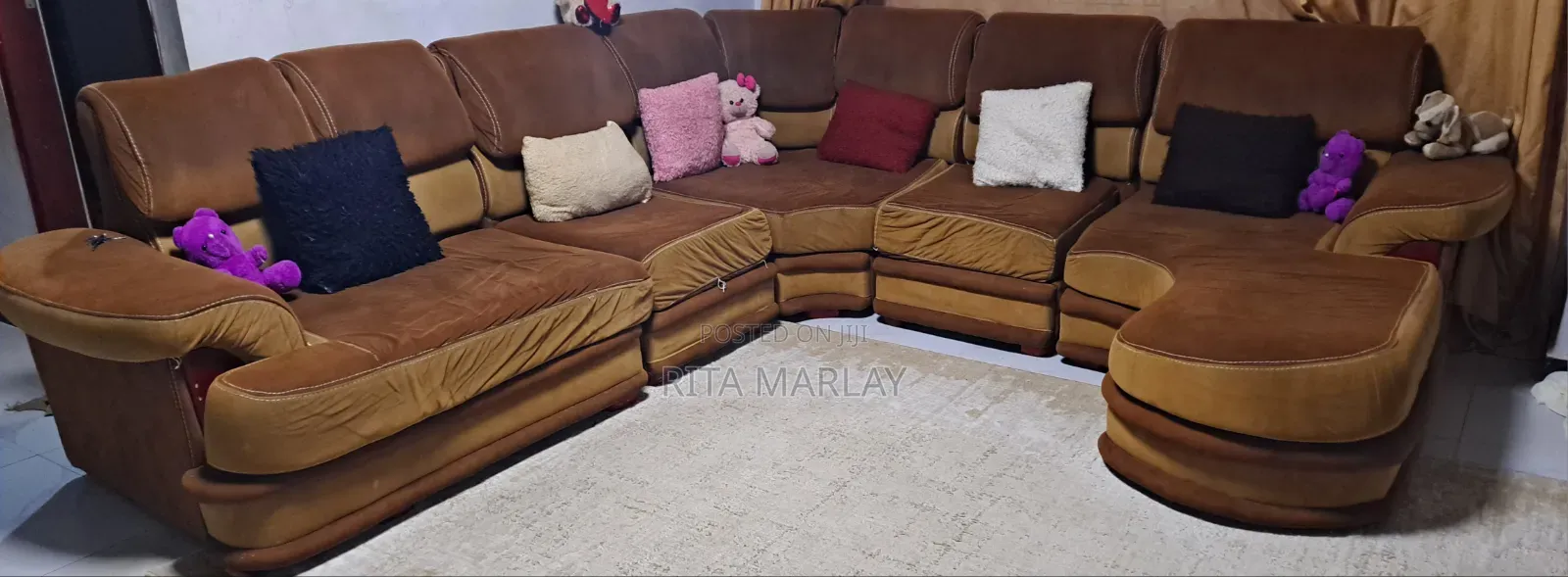 Selina Sofa
