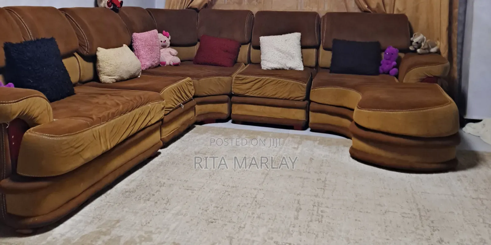 Selina Sofa