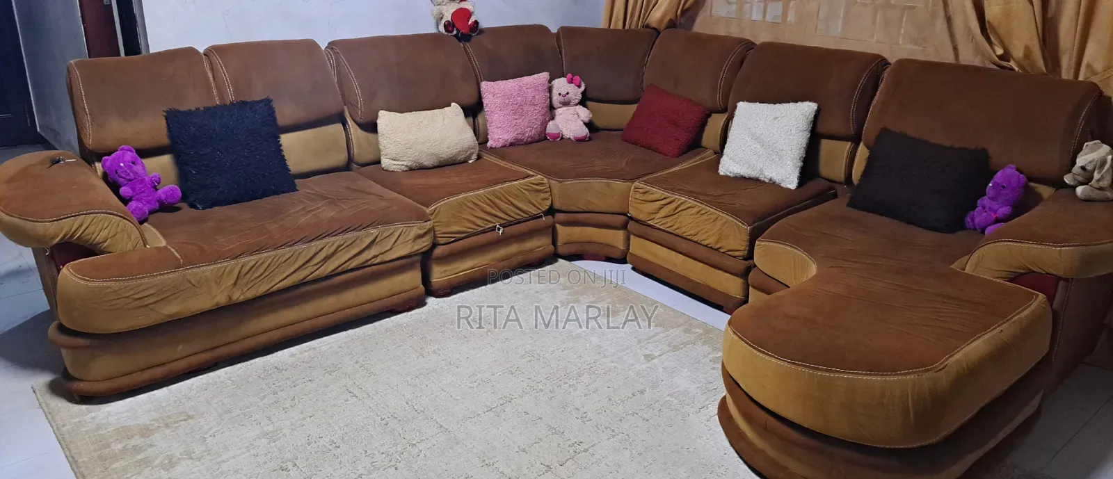 Selina Sofa