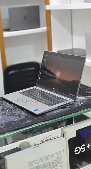 New Laptop Dell Latitude 5310 16GB Intel Core i5 SSD 256GB