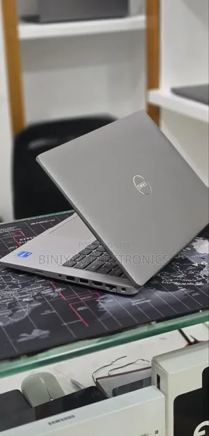 New Laptop Dell Latitude 5310 16GB Intel Core i5 SSD 256GB