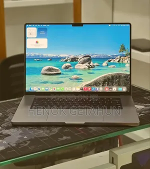 New Laptop Apple MacBook Pro 2023 M2 16GB Apple M2 SSD 512GB