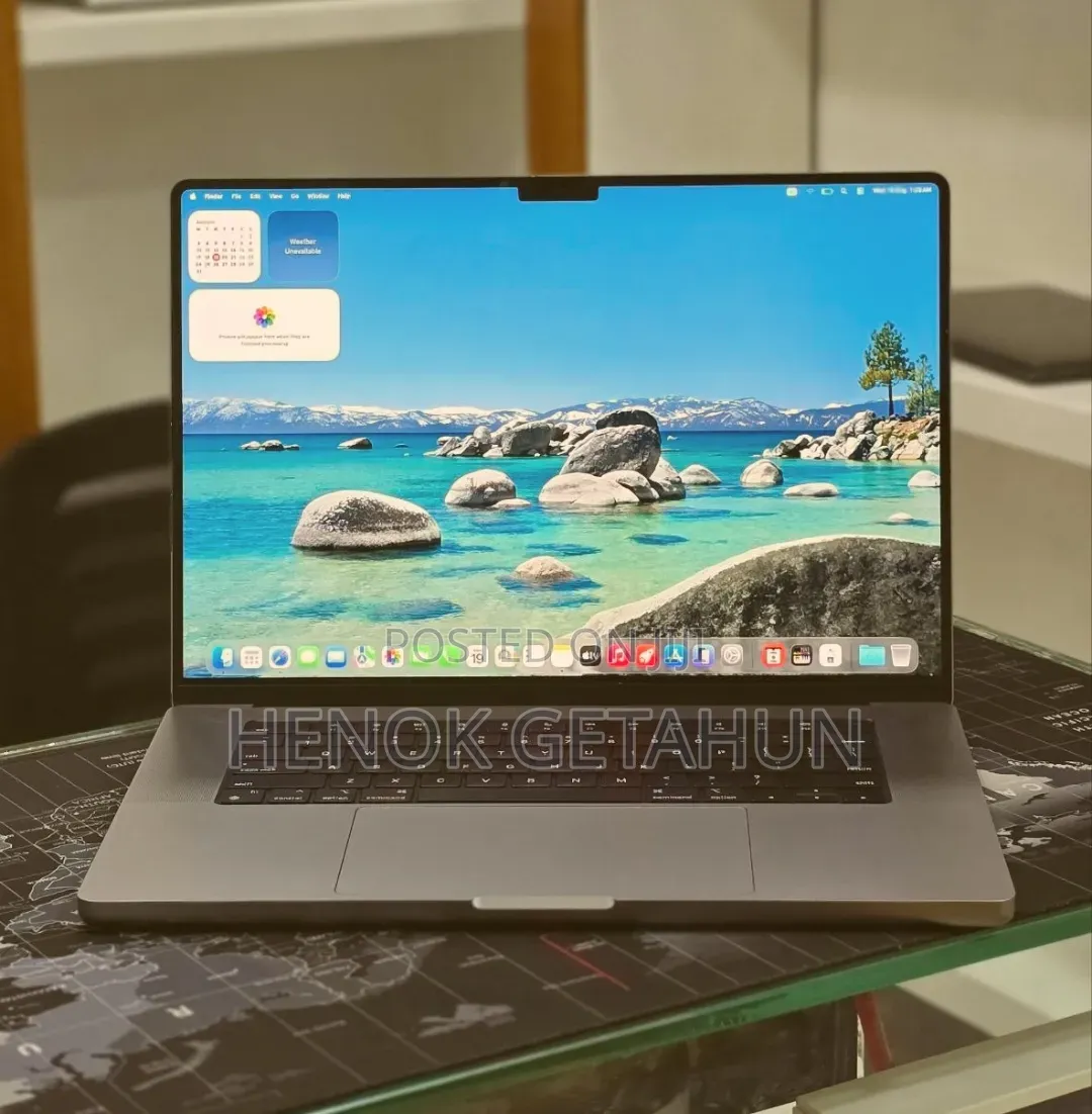 New Laptop Apple MacBook Pro 2023 M2 16GB Apple M2 SSD 512GB