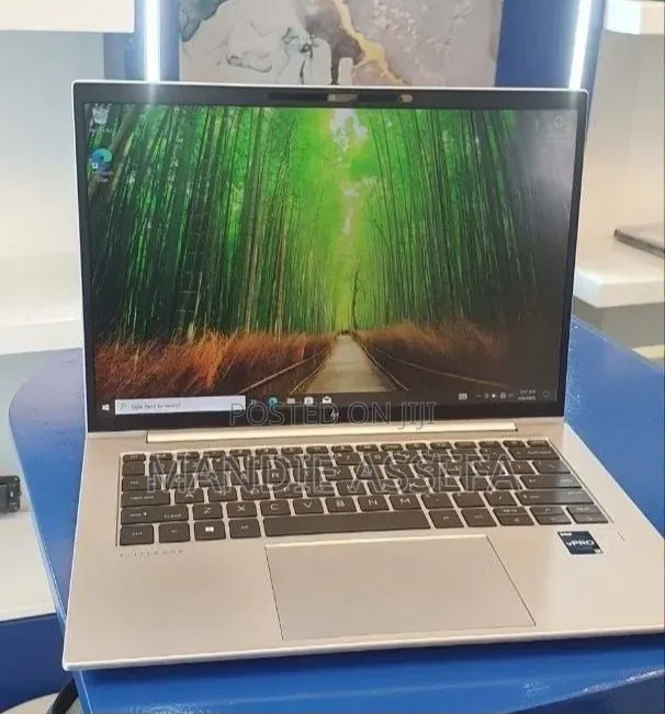 New Laptop HP EliteBook 840 G10 16GB Intel Core i7 SSD 1T