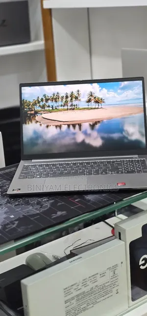 New Laptop Lenovo ThinkBook 15 16GB AMD Ryzen 7 SSD 512GB