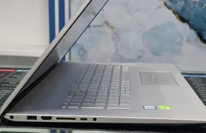 New Laptop HP Envy 17 16GB Intel Core i7 SSD 1T