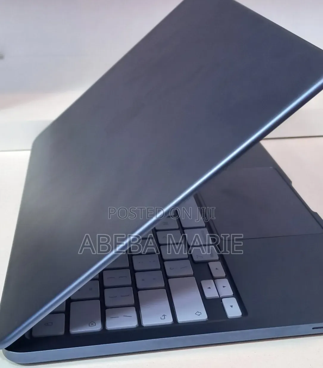 New Laptop Apple MacBook Neo 2026 8GB Apple M5 Max SSD 512GB