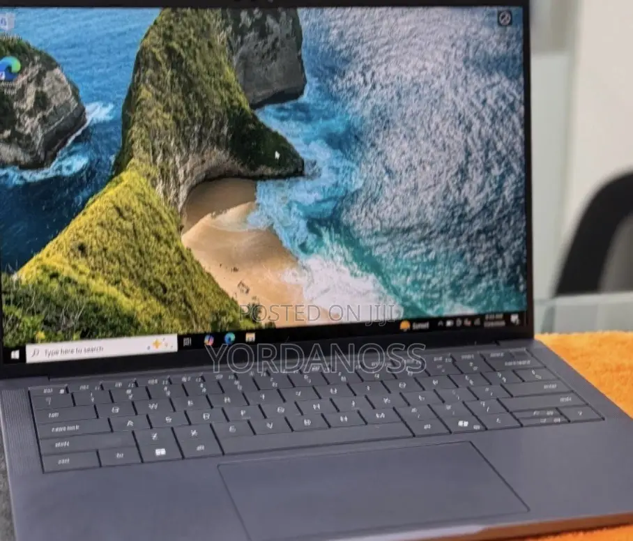 New Laptop Dell Pro 16 16GB Intel Core Ultra 5 SSD 512GB