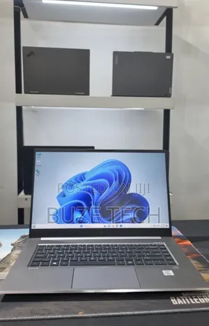 New Laptop HP 32GB Intel Core i7 SSD 512GB