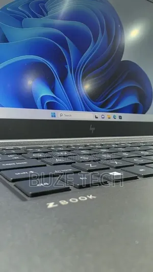 New Laptop HP 32GB Intel Core i7 SSD 512GB