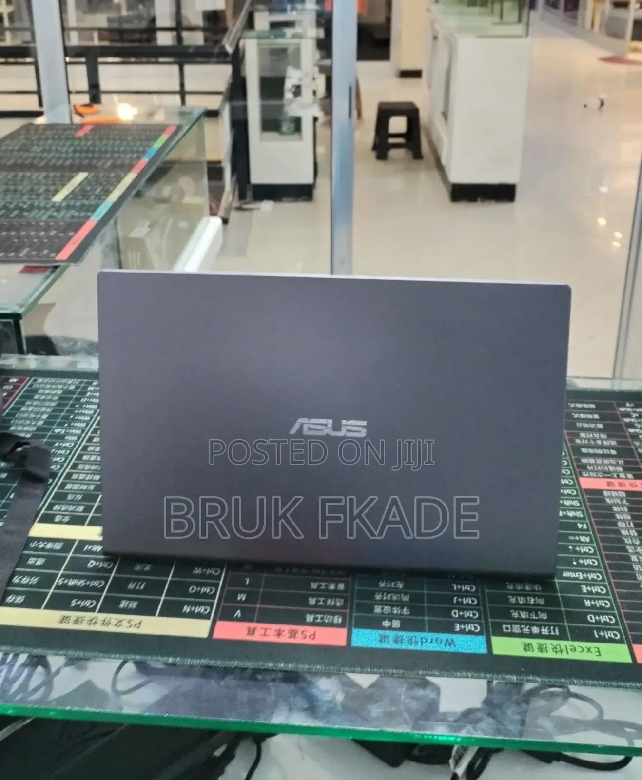 New Laptop Asus VivoBook 15 X505BA 8GB Intel Core i3 SSD 256GB