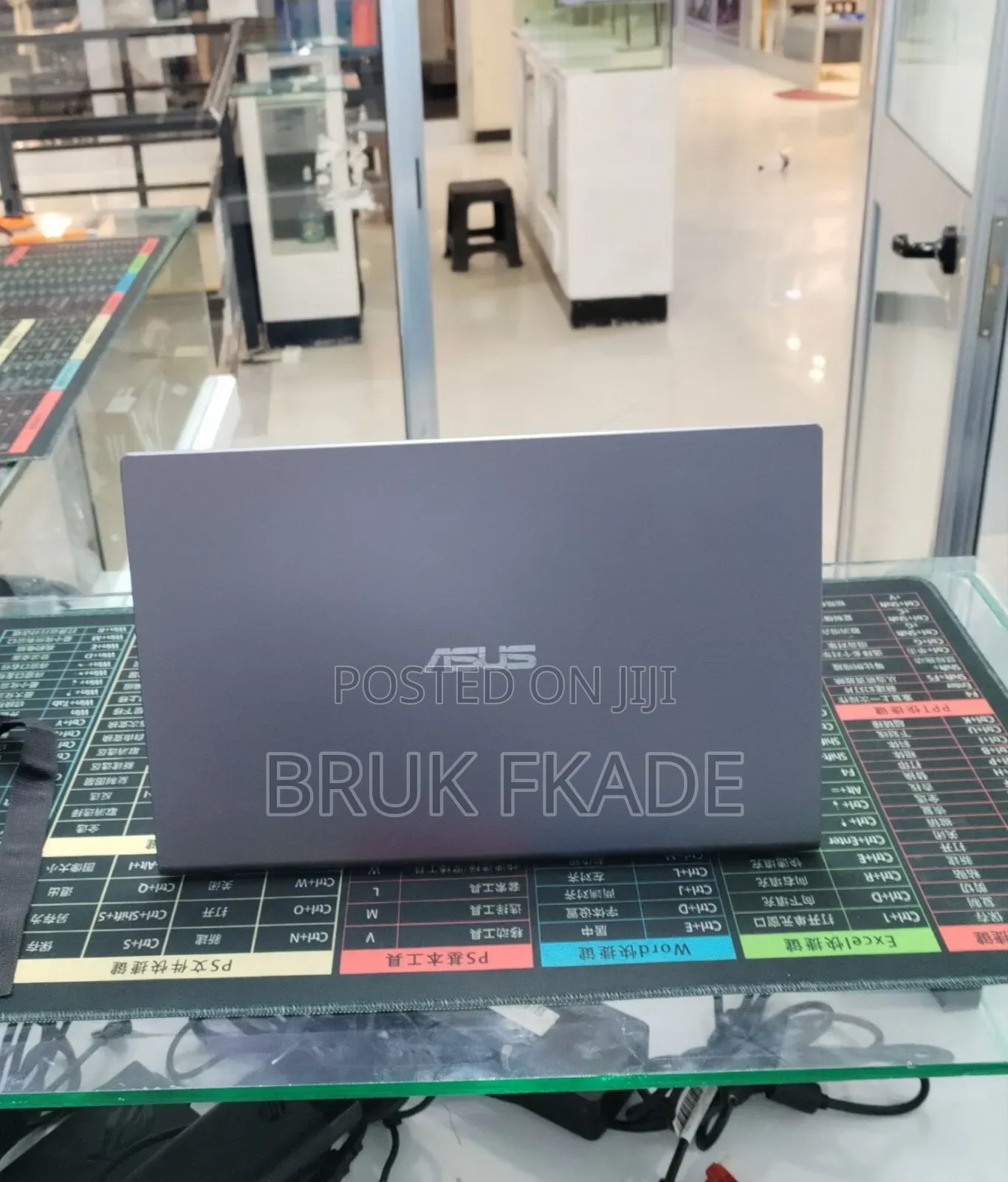 New Laptop Asus VivoBook 15 X505BA 8GB Intel Core i3 SSD 256GB