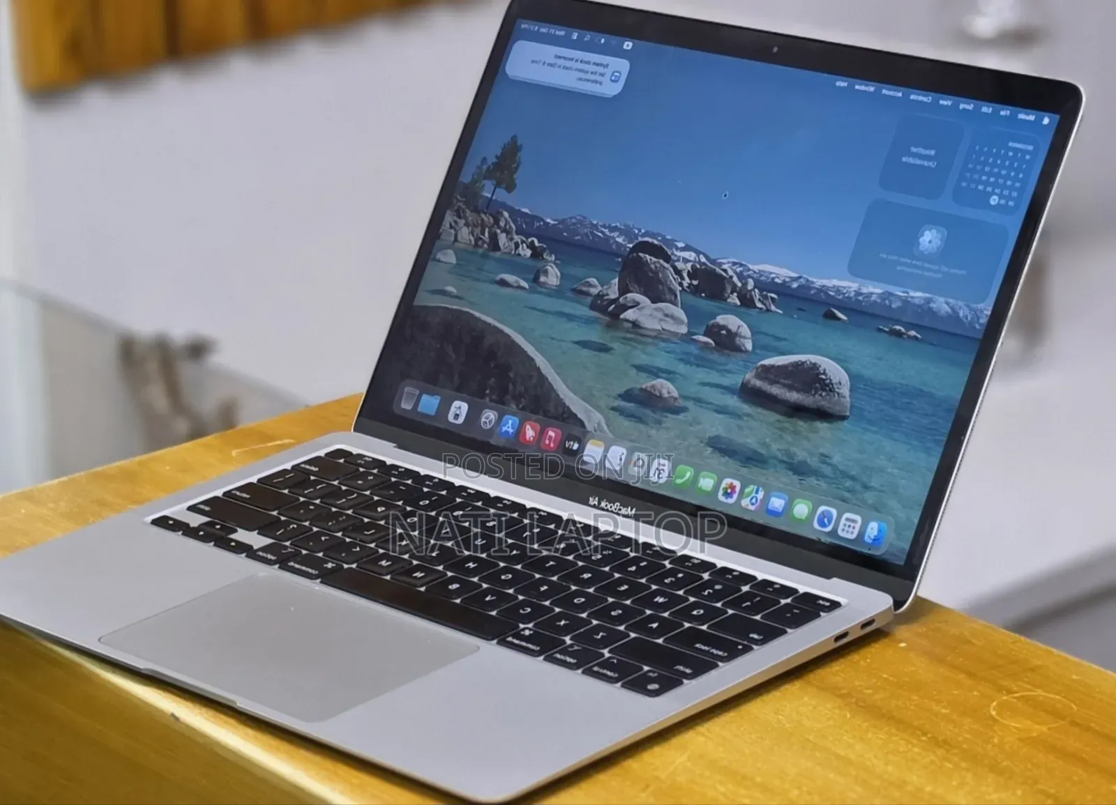 New Laptop Apple MacBook Air 2020 M1 8GB Apple M1 SSD 256GB