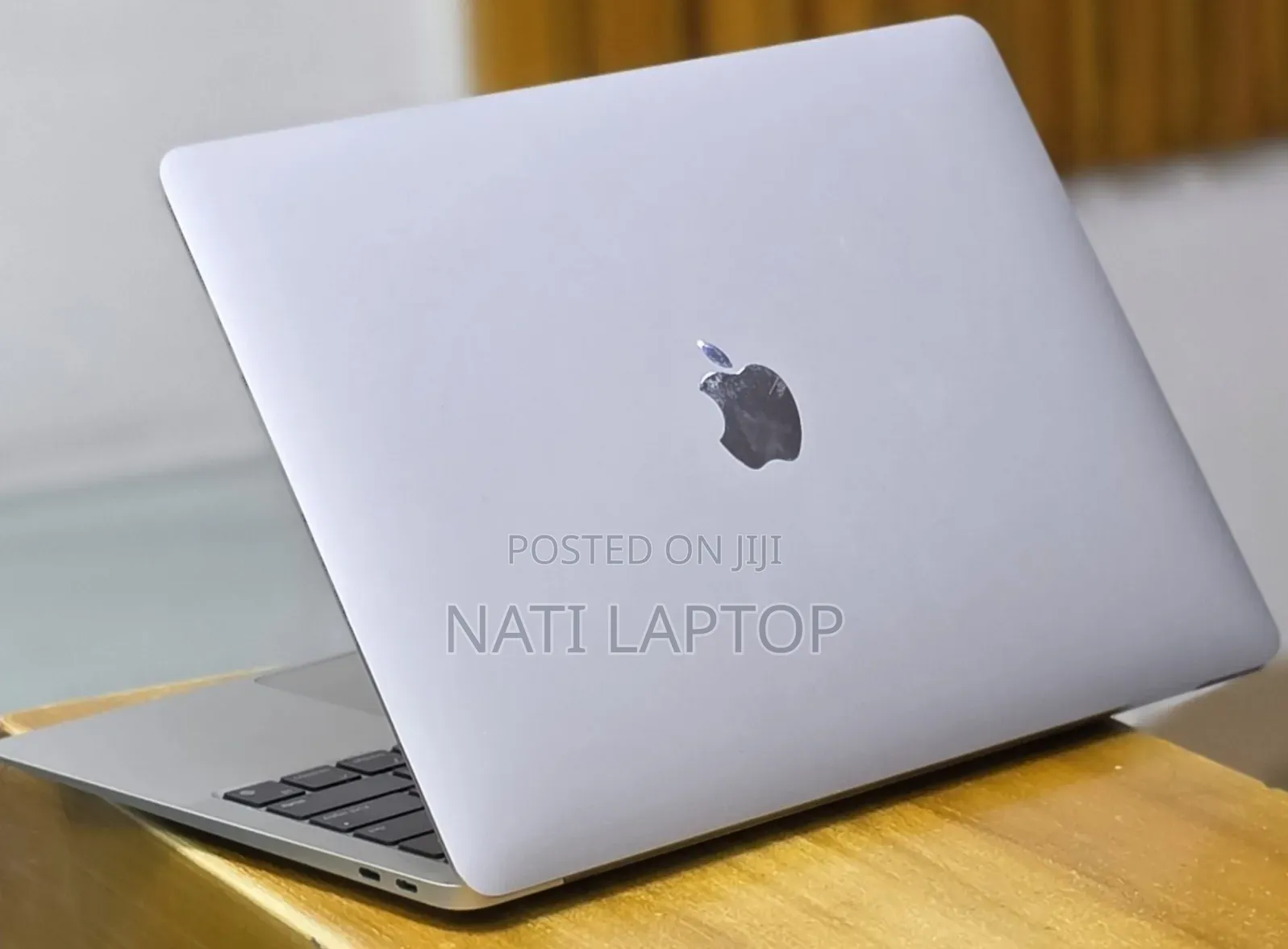 New Laptop Apple MacBook Air 2020 M1 8GB Apple M1 SSD 256GB