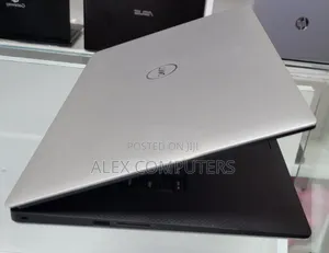 New Laptop Dell Latitude 5530 16GB Intel Core i7 SSD 512GB