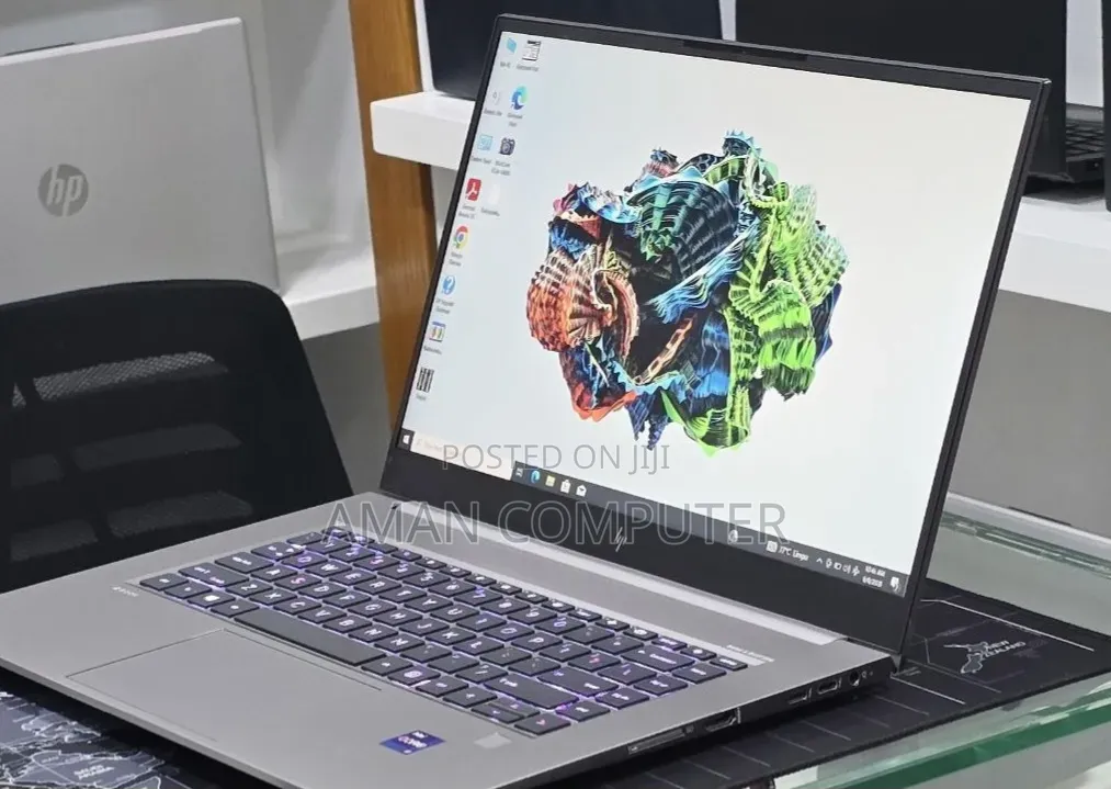 New Laptop HP ZBook 14 32GB Intel Core i9 SSD 512GB