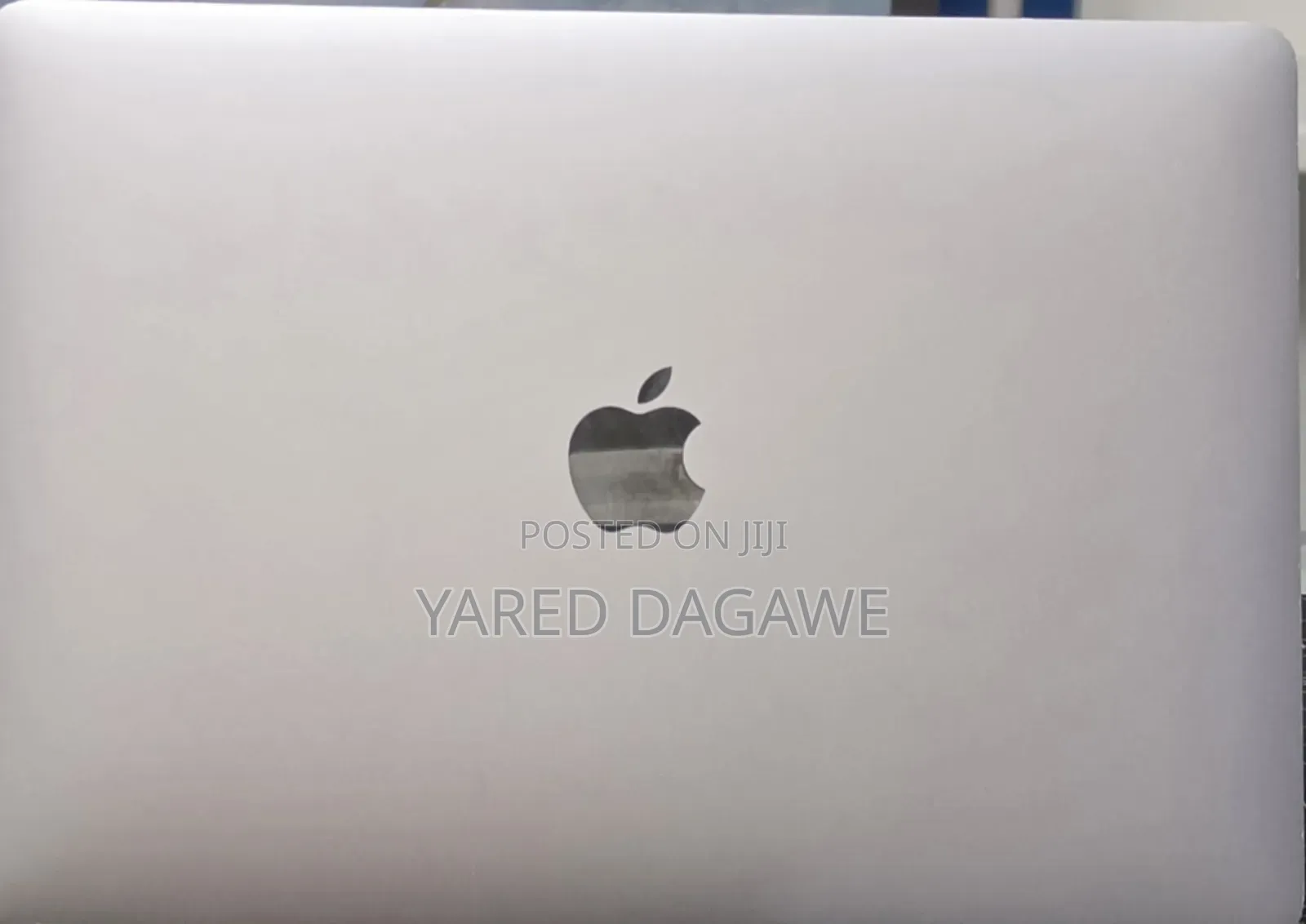 New Laptop Apple MacBook Pro 2022 M2 8GB Apple M2 SSD 256GB