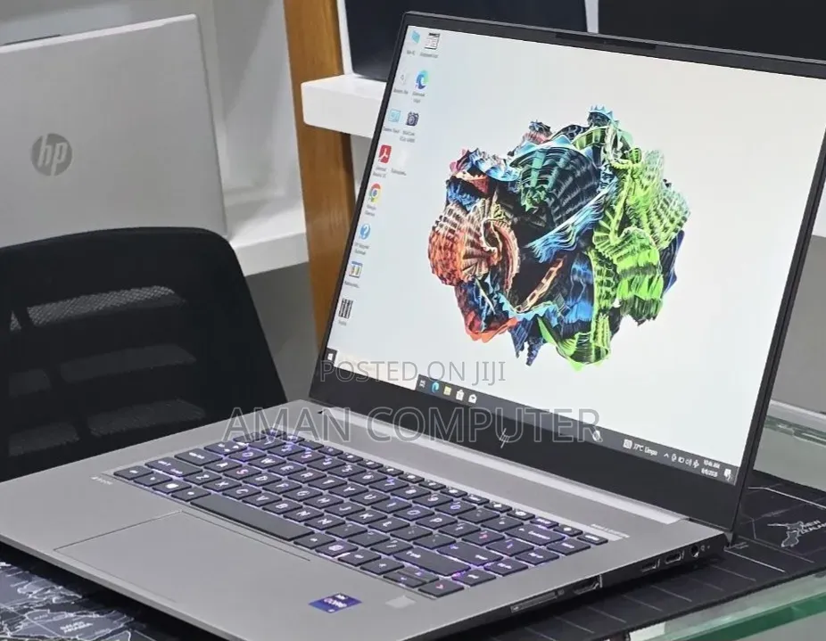New Laptop HP ZBook 14 32GB Intel Core i9 SSD 512GB