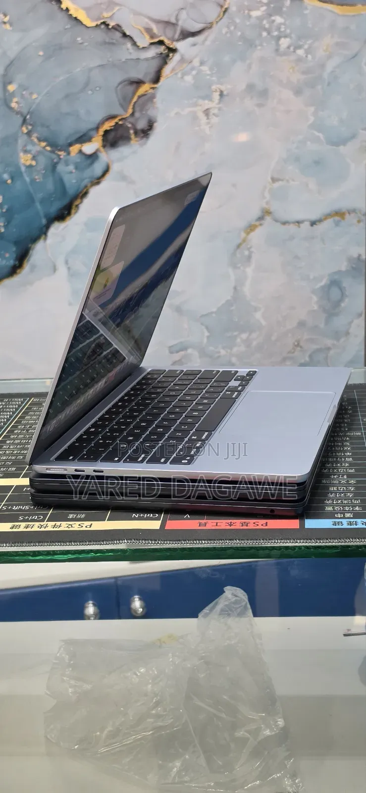 New Laptop Apple MacBook Air 2025 M4 16GB Apple M4 SSD 256GB