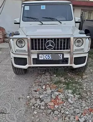 Mercedes-Benz G-Class 2000 White
