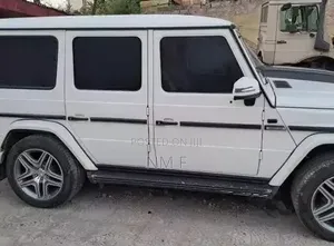 Mercedes-Benz G-Class 2000 White