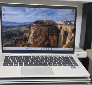 New Laptop HP EliteBook 840 G10 16GB Intel Core i7 SSD 512GB