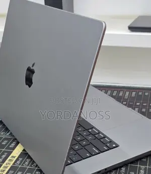 New Laptop Apple MacBook Pro 2021 M1 Max 32GB Apple M1 Max SSD 1T