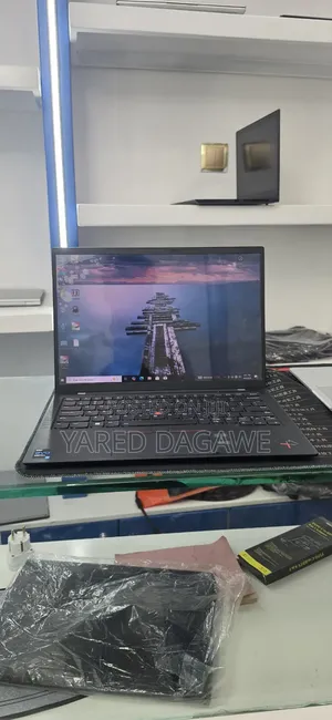 New Laptop Lenovo ThinkPad X1 Carbon 16GB Intel Core i5 SSD 512GB