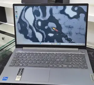 New Laptop Lenovo Ideapad 3 8GB Intel Core i5 SSD 512GB