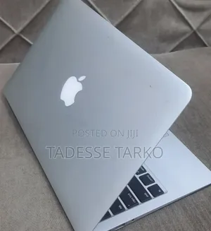 New Laptop Apple MacBook Air 2015 4GB Intel Core i5 HDD 500GB