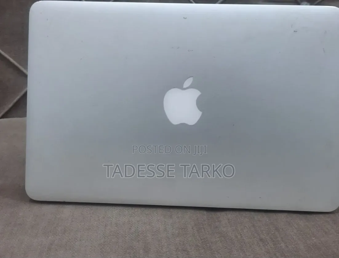 New Laptop Apple MacBook Air 2015 4GB Intel Core i5 HDD 500GB