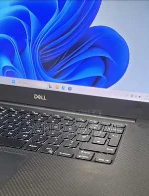 New Laptop Dell XPS 15 16GB Intel Core i5 SSD 512GB