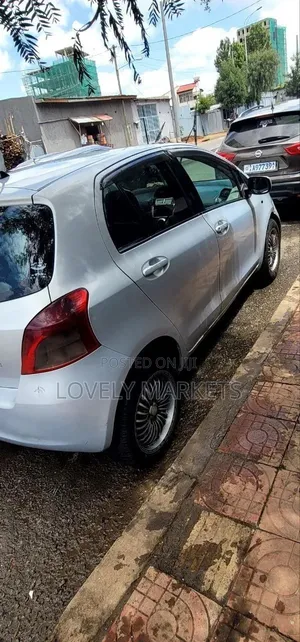 Toyota Yaris 2007 Silver