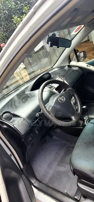 Toyota Yaris 2007 Silver