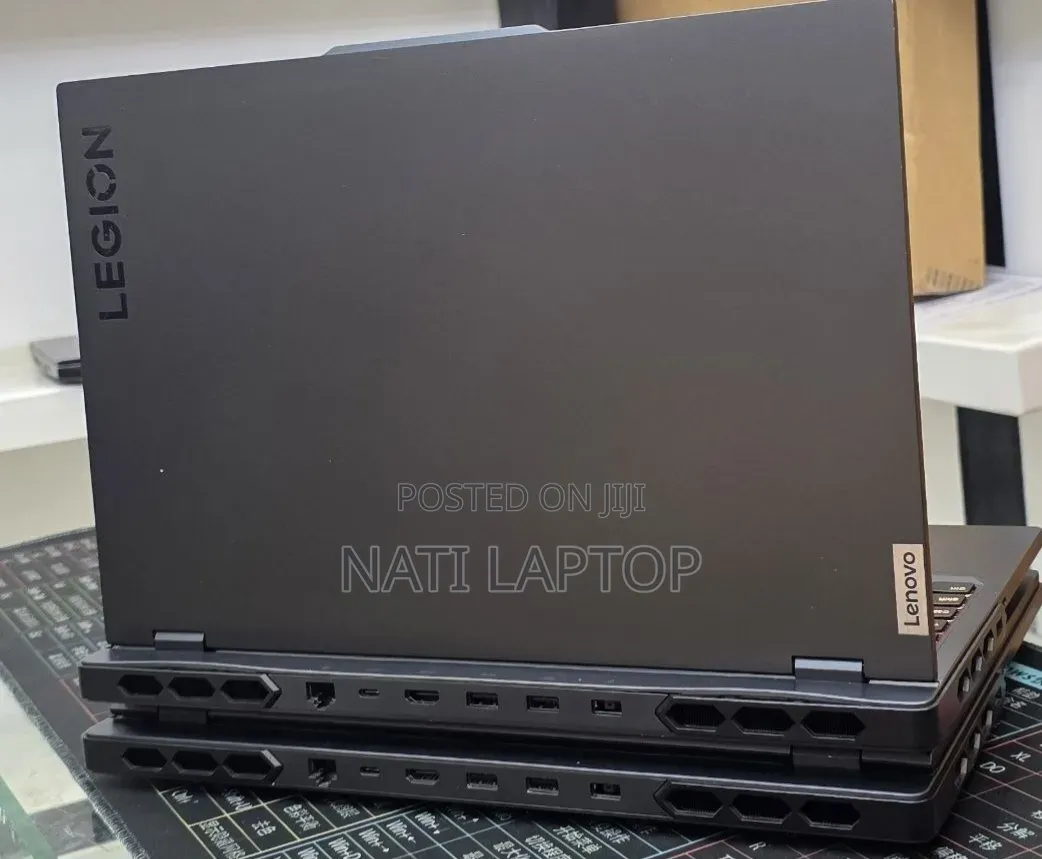 New Laptop Lenovo Legion Pro 7 48GB Intel Core i9 SSD 1T