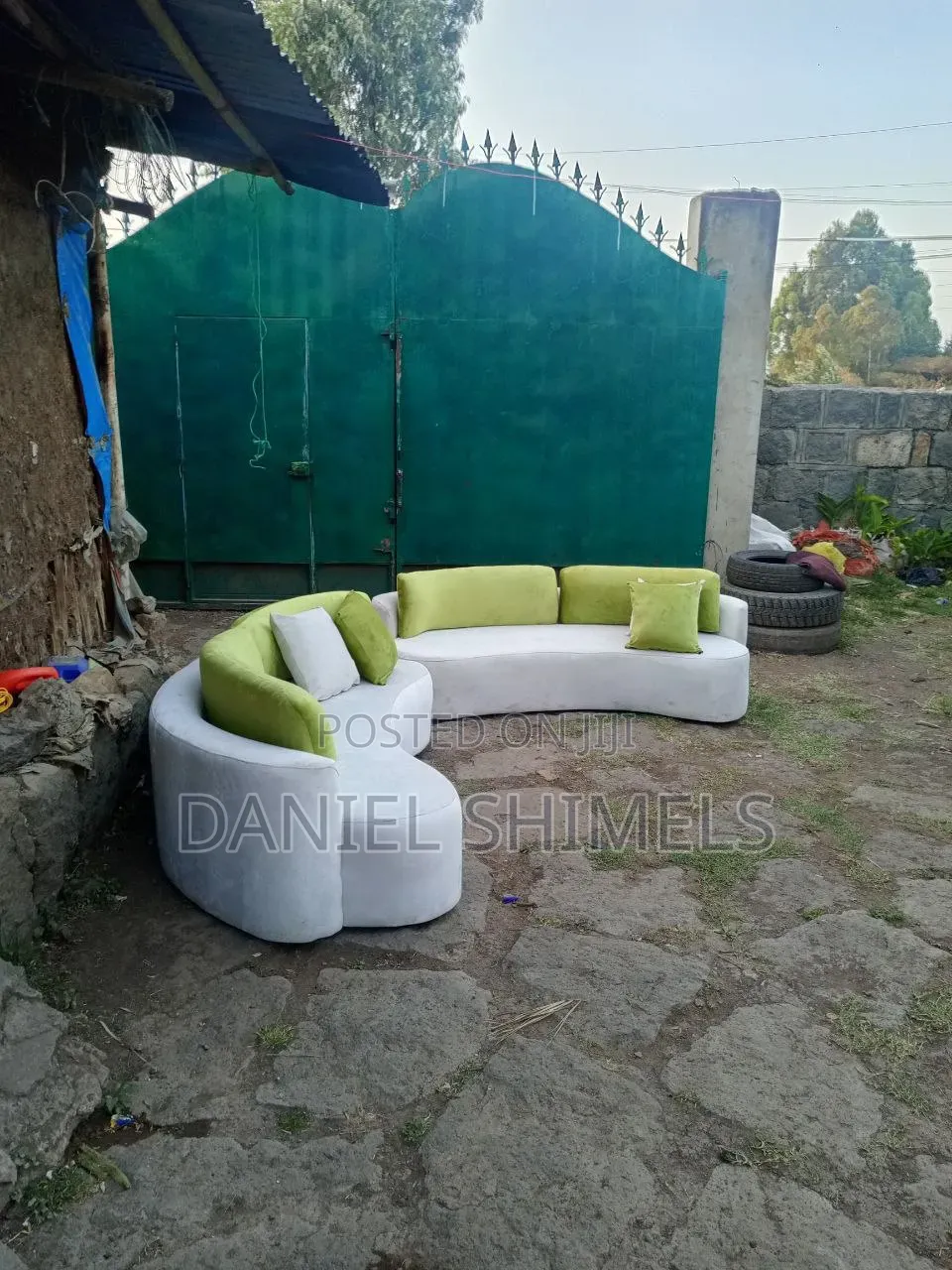 Stylish Curved Sofa Set