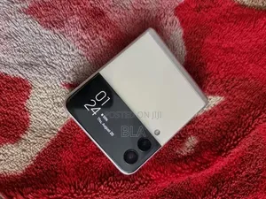 Samsung Galaxy Z Flip 3 128 GB White
