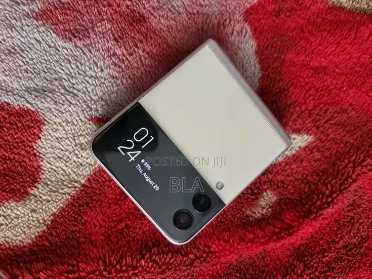 Samsung Galaxy Z Flip 3 128 GB White