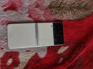 Samsung Galaxy Z Flip 3 128 GB White