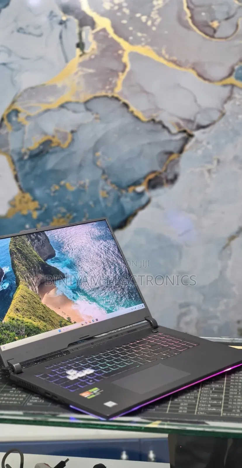New Laptop Asus G71G 16GB AMD Ryzen 9 SSD 1T