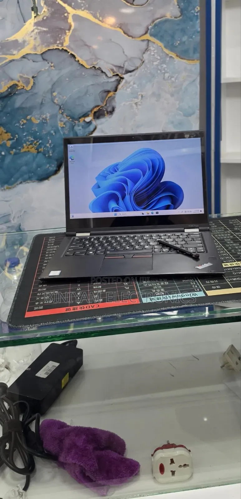 New Laptop Lenovo ThinkPad X380 Yoga 16GB Intel Core i5 SSD 256GB