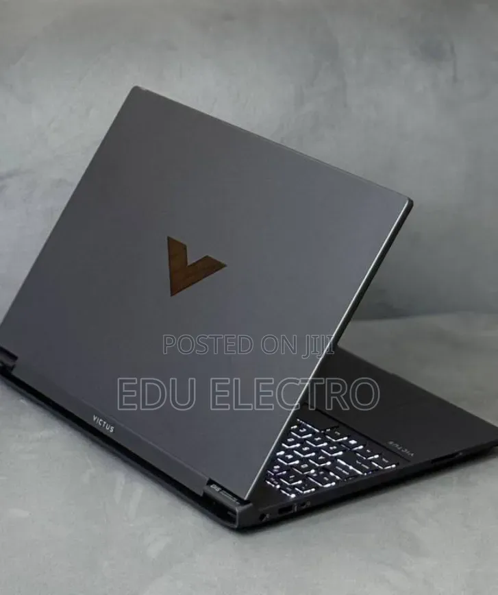 New Laptop HP Victus 15 16GB AMD Ryzen 5 SSD 512GB
