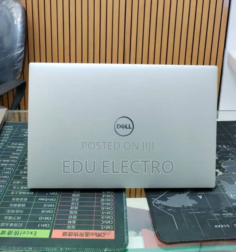 New Laptop Dell XPS 15 16GB Intel Core i7 SSD 512GB