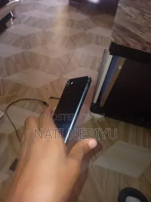 Apple iPhone 7 32 GB Black