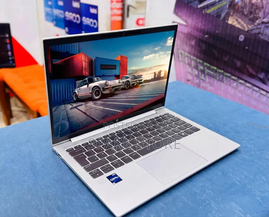 New Laptop HP EliteBook 640 G10 16GB Intel Core i7 SSD 512GB