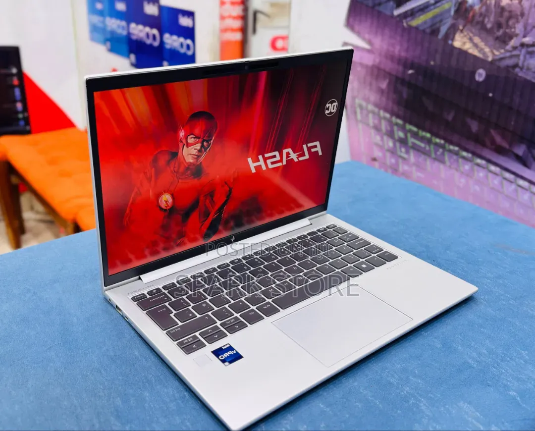 New Laptop HP EliteBook 830 G9 16GB Intel Core i5 SSD 512GB