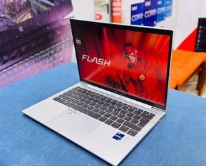 New Laptop HP EliteBook 830 G9 16GB Intel Core i5 SSD 512GB