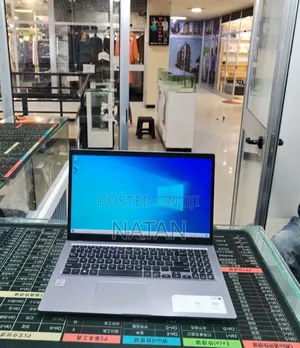 New Laptop Asus Vivobook 15 8GB Intel Core i3 SSD 256GB