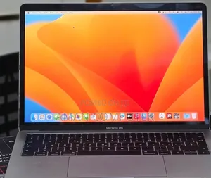 New Laptop Apple MacBook Pro 2017 16GB Intel Core i5 SSD 512GB